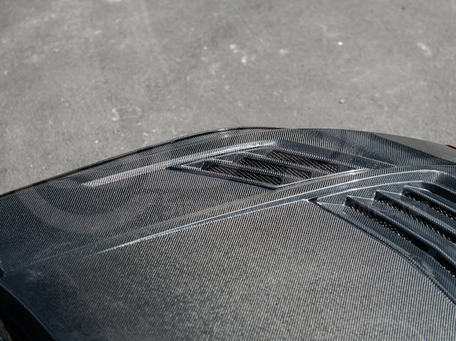 2024-UP FORD MUSTANG | SUPER SNAKE STYLE FRONT VENTED HOOD